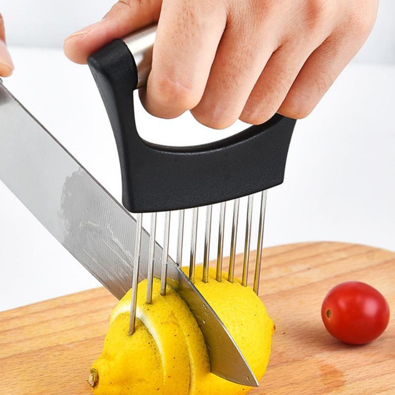 Onion Holder for Slicing, 1 Count Stainless Steel Onion Slicer Aid, Onion Slicer Tool, Vegetable Handling Tools, Kitchen Gadgets