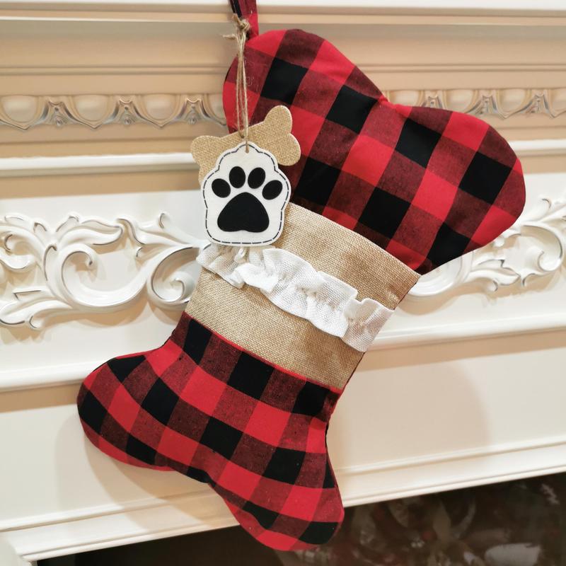 Plaid Dogs Pets Christmas Stocking 1 Pack Big Size Hand-Knitted Christmas Decoration and Family Holiday Season Decor (Red-Beige)