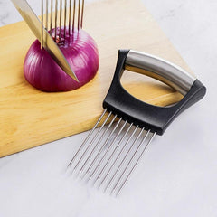 Onion Holder for Slicing, 1 Count Stainless Steel Onion Slicer Aid, Onion Slicer Tool, Vegetable Handling Tools, Kitchen Gadgets